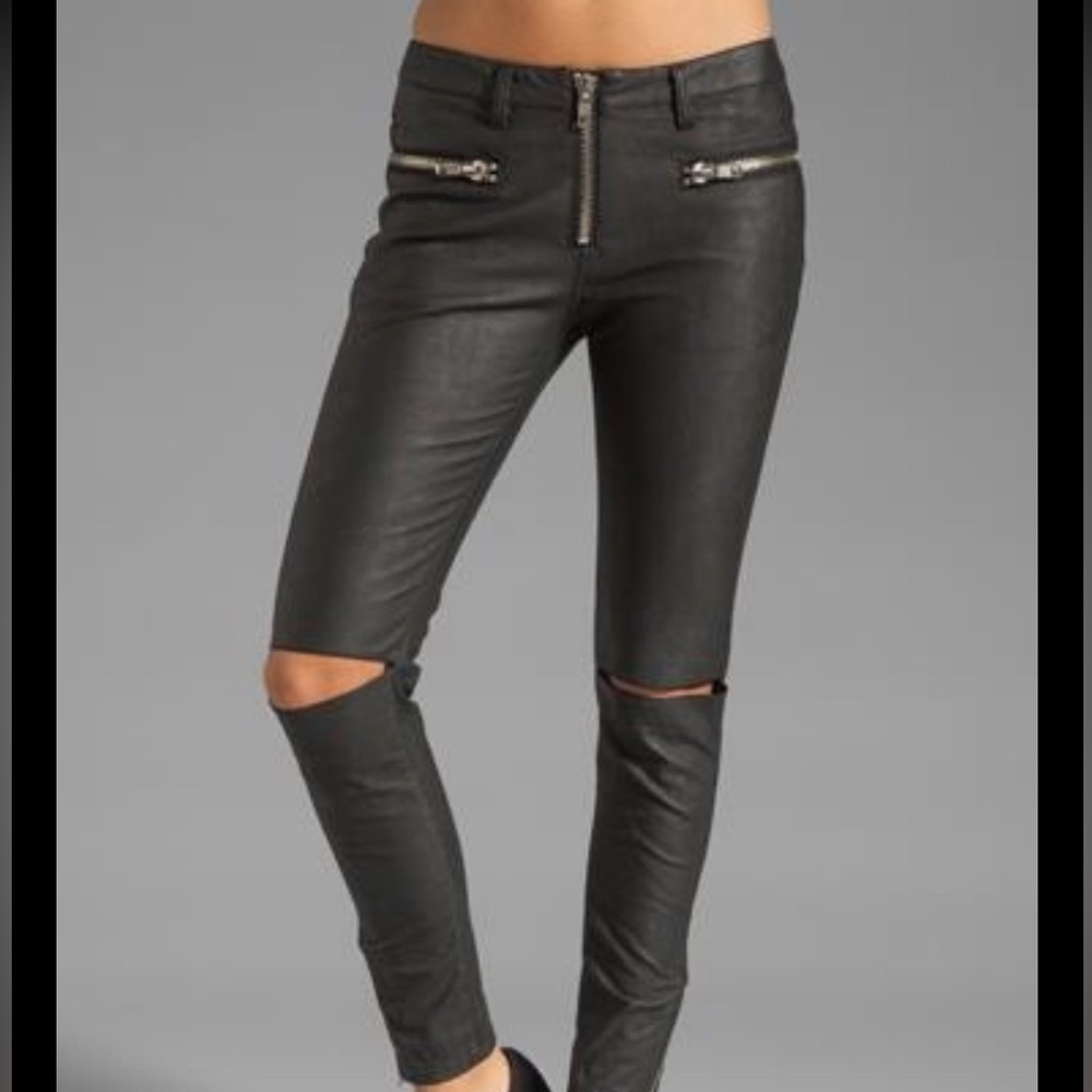 UNIF “Iggy” Slit-knee plant in Black size 28